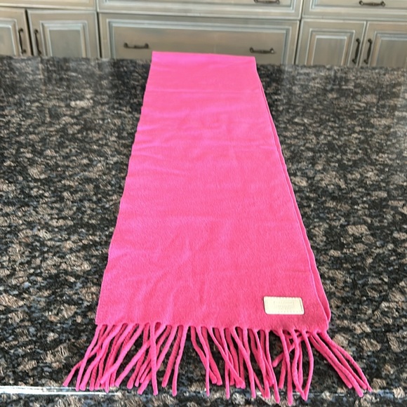 COACH WOOL/ CASHMERE BLEND MUFFLER FRINGE SCARF W COACH LEATHER PATCH - Picture 5 of 7